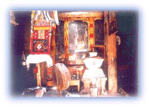 Inside the Phuktal Gompa - the meditation room. Credit: Jarkko Lavinen