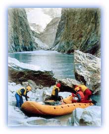 River rafting on the Zanskar River. Credit: KOA