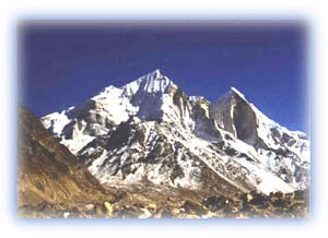 (left to right) Bhagirathi II (6512m), III (6454m), and I (6856m),from the West.Credit: Hugo Velthuijsen 