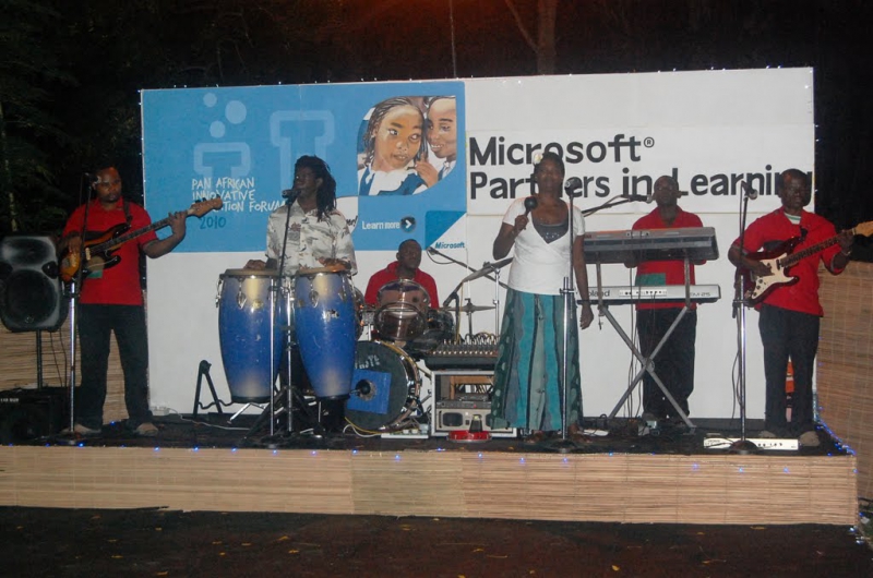 2010.08.27.Gala-Dinner-Mombasa-023