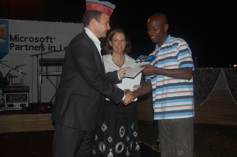 2010.08.27.Gala-Dinner-Mombasa-048