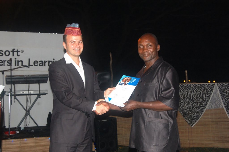 2010.08.27.Gala-Dinner-Mombasa-072