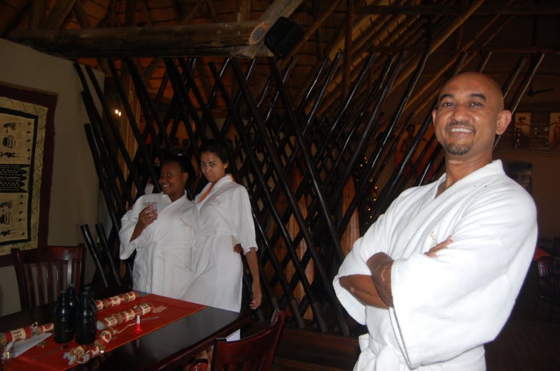 2010.12.09.Staff-Xmas-Party-075