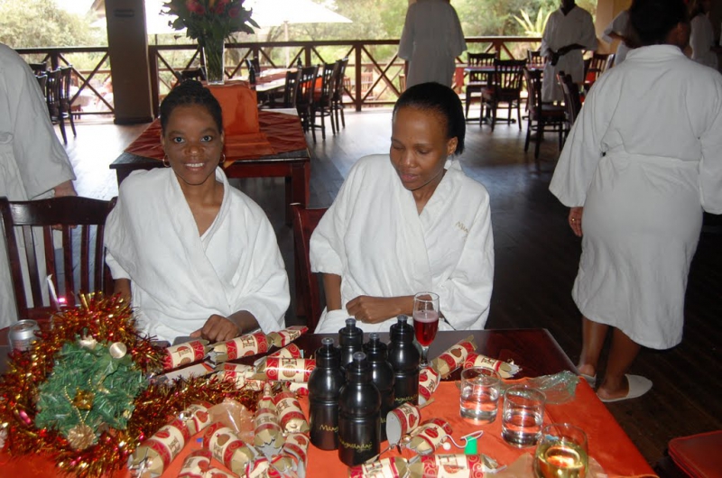 2010.12.09.Staff-Xmas-Party-081