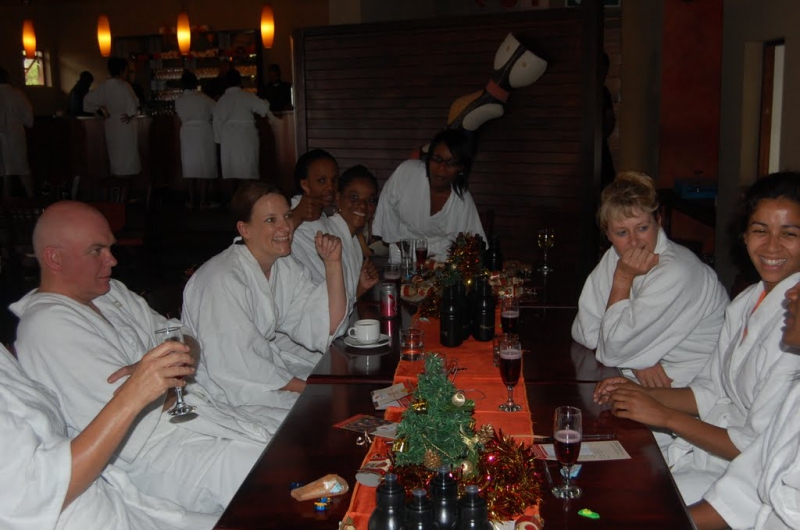 2010.12.09.Staff-Xmas-Party-088