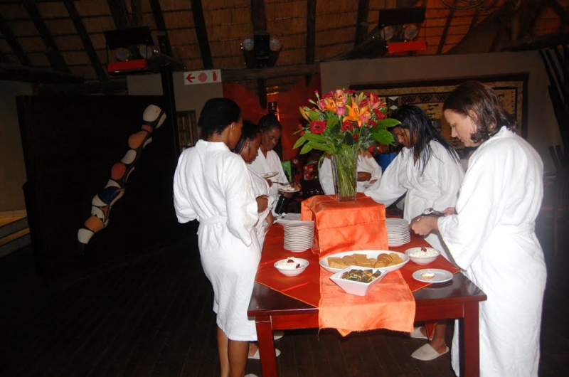2010.12.09.Staff-Xmas-Party-137