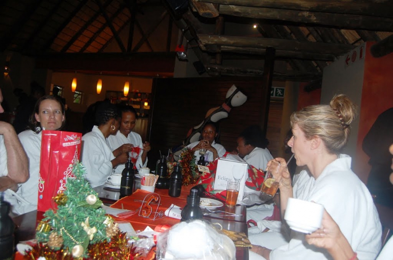 2010.12.09.Staff-Xmas-Party-141