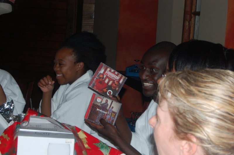 2010.12.09.Staff-Xmas-Party-143