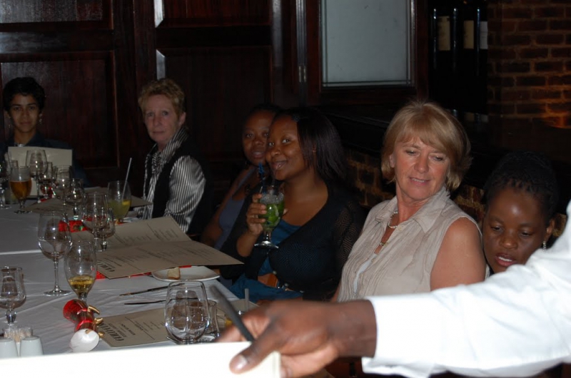 2011.12.14.SchoolNet_Christmas_Party_016