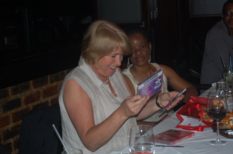 2011.12.14.SchoolNet_Christmas_Party_059