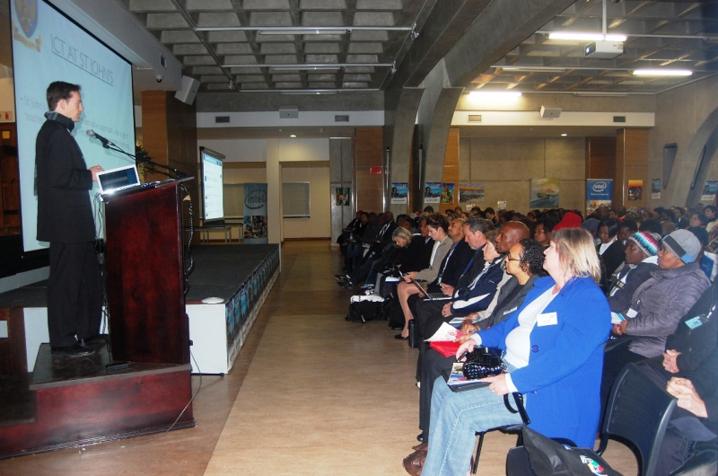 Conference-2011-029