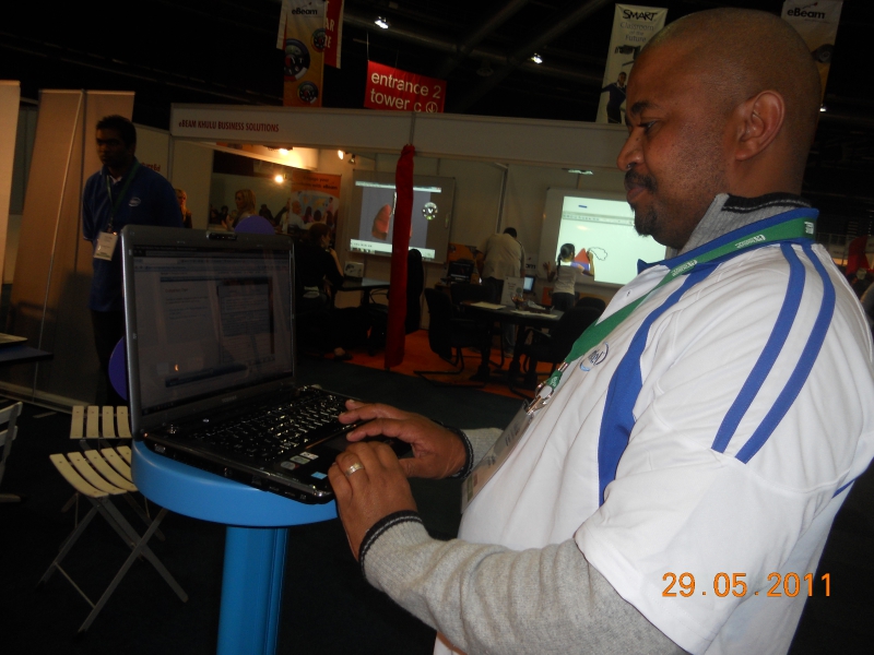 Daniel-at-teh-Intel_SNSA-Stand