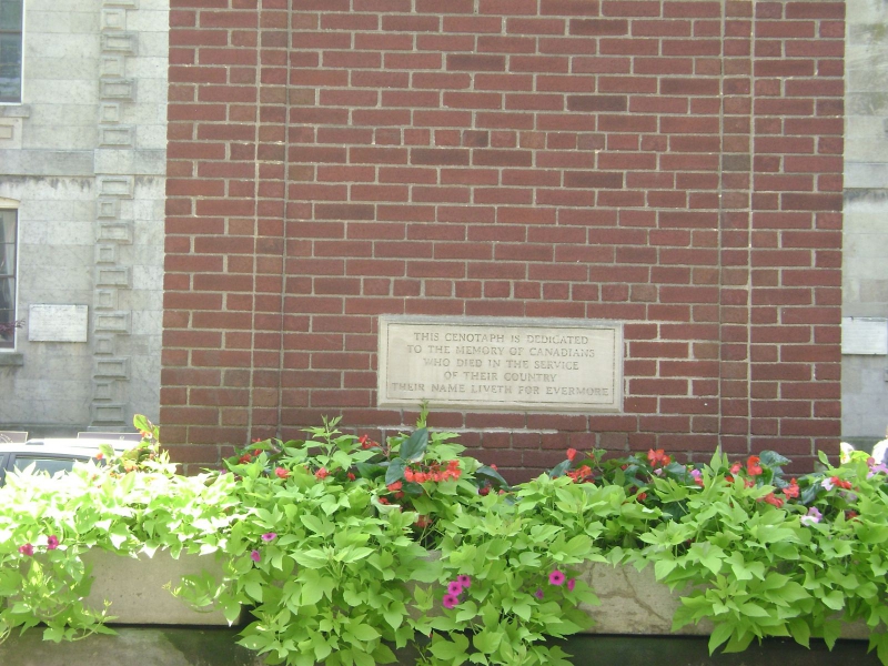 NiagraOnLakeCenotaph