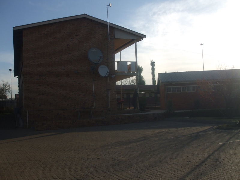 lobone-high-school-003